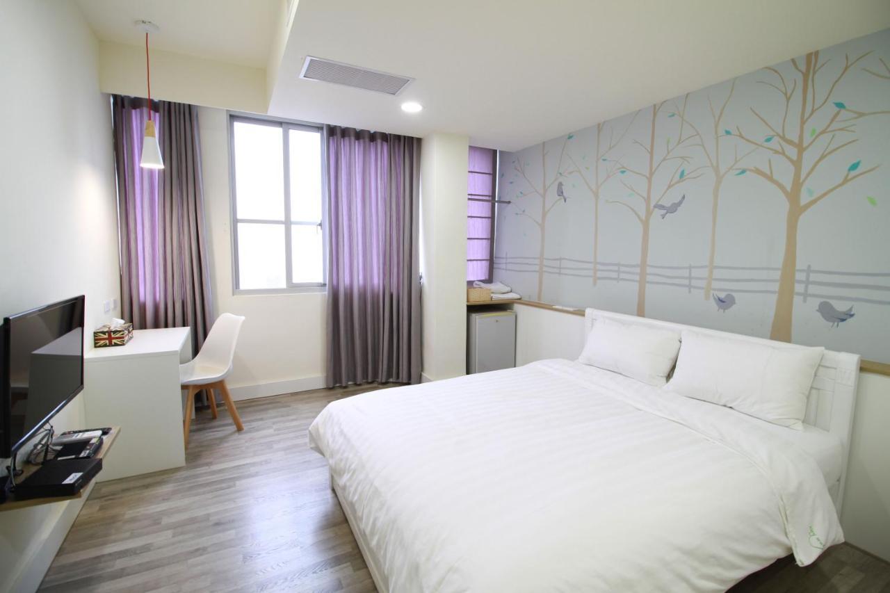 Moment Inn Tainan Exterior foto